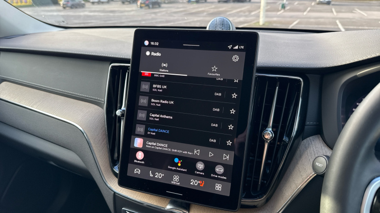 Volvo XC60 2.0 T8 [455] PHEV Ultra Dark 5dr AWD Geartronic Estate